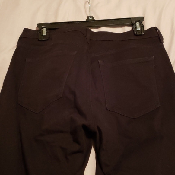 Banana Republic High Rise Black Skinny Jean - Picture 4 of 5